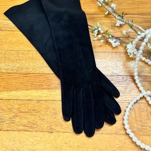 VINTAGE Meyers Make Polava Black Suede Gloves